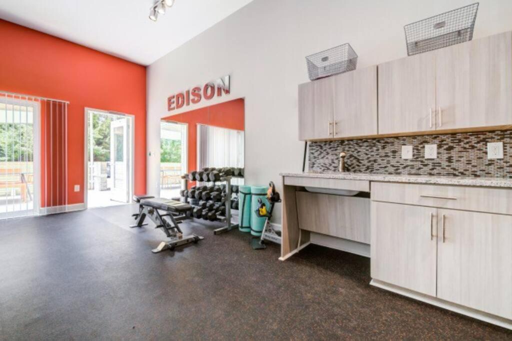 Apartamento King Bed - Great Walkability To Restaurants *